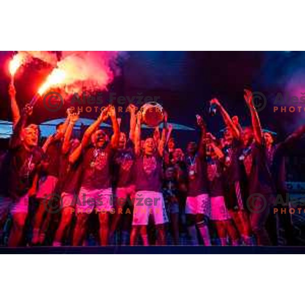 celebrating after becoming national champions of Prva liga Telemach in Fazanerija, Murska Sobota, Slovenia on May 22, 2022. Photo: Jure Banfi/www.alesfevzer.com