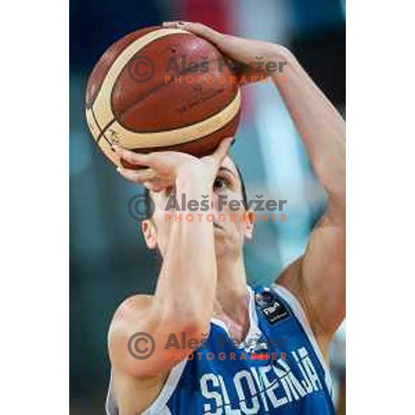 Teja Oblak in action during women’s friendly basketball match between Slovenia and Croatia in Dvorana Lukna, Maribor, Slovenia on June 11, 2022. Photo: Jure Banfi/www.alesfevzer.com