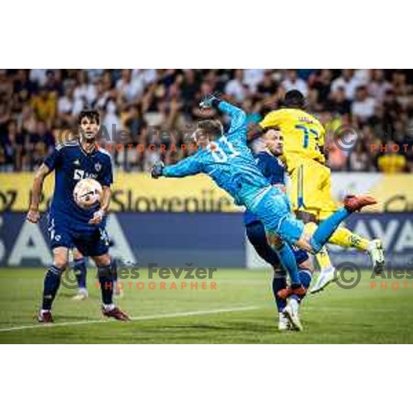 in action during UEFA Europa League qualifier football match between Maribor and HJK Helsinski in Ljudski vrt, Maribor, Slovenia on August 4, 2022. Photo: Jure Banfi