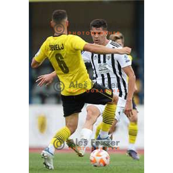Mirlind Daku in action during Prva Liga Telemach 2022-2023 football match between Kalcer Radomlje and Mura in Domzale, Slovenia on August 7, 2022