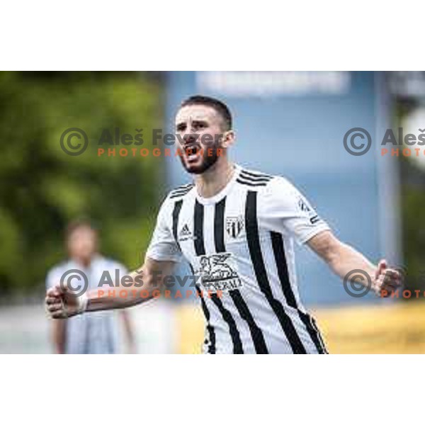 Dardan Shabanhaxhaj celebrating during Prva liga Telemach football match between Mura and Tabor in Fazanerija, Murska Sobota, Slovenia on August 13, 2022. Photo: Jure Banfi