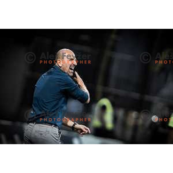 Damir Krznar, head coach of Maribor during UEFA Conference League play-off football match between Maribor and CFR 1907 Cluj in Ljudski vrt, Maribor, Slovenia on August 18, 2022. Photo: Jure Banfi