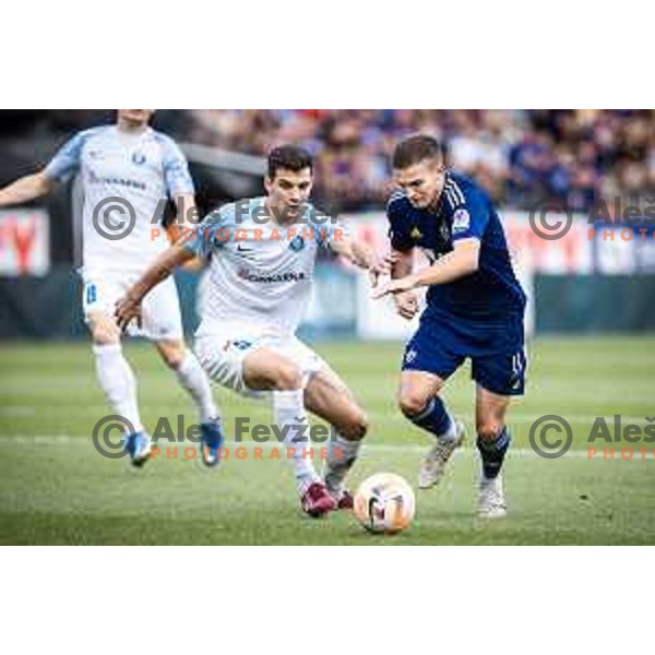 Dusan Stojinovic vs Ivan Brnic in action during Prva liga Telemach football match between Maribor and Celje in Ljudski vrt, Maribor, Slovenia on August 21, 2022. Photo: Jure Banfi