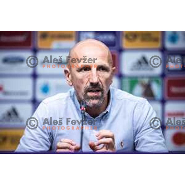 Damir Krznar, head coach of Maribor at the press conference during Prva liga Telemach football match between Maribor and Celje in Ljudski vrt, Maribor, Slovenia on August 21, 2022. Photo: Jure Banfi