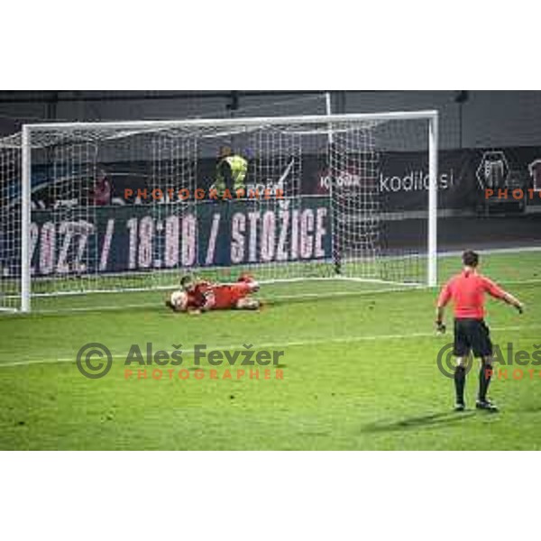 Matko Obradovic in action during Prva liga Telemach football match between Mura and Olimpija in Fazanerija, Murska Sobota, Slovenia on September 17, 2022. Photo: Jure Banfi