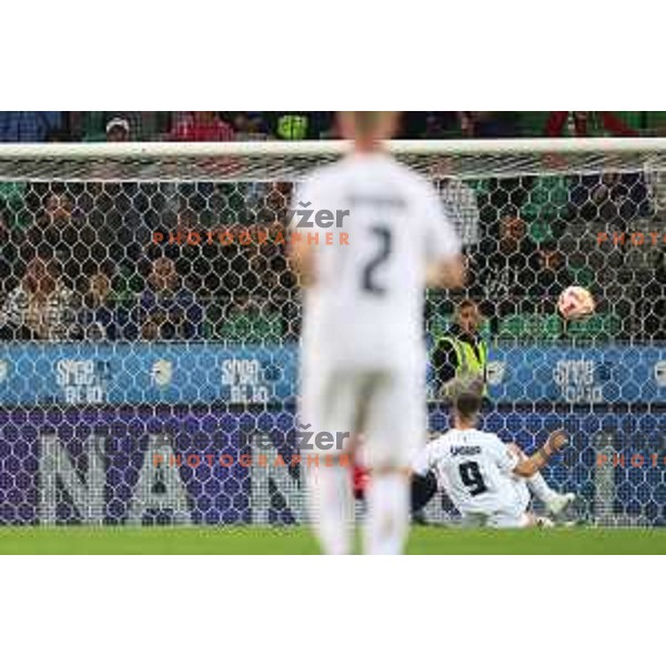 Andraz Sporar in action during the UEFA Nations League match between Slovenia and Norway in Stozice, Ljubljana, Slovenia on September 24, 2022