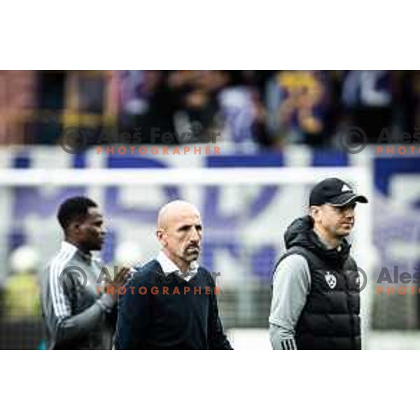 Damir Krznar, head coach of Maribor during Prva liga Telemach football match between Maribor and Koper in Ljudski vrt, Maribor, Slovenia on October 8, 2022. Photo: Jure Banfi