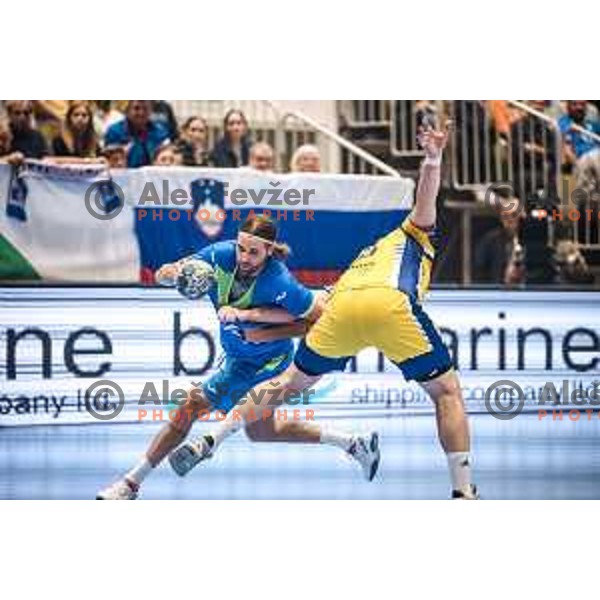 Dean Bombac in action during EHF Euro 2024 qualifications handball match between Slovenia and Bosnia and Herzegovina in Dvorana Tabor, Maribor, Slovenia on October 13, 2022. Photo: Jure Banfi