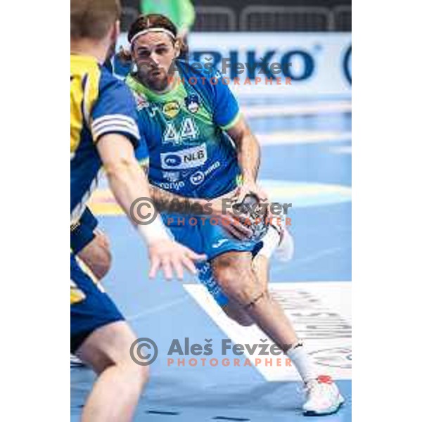 Dean Bombac in action during EHF Euro 2024 qualifications handball match between Slovenia and Bosnia and Herzegovina in Dvorana Tabor, Maribor, Slovenia on October 13, 2022. Photo: Jure Banfi