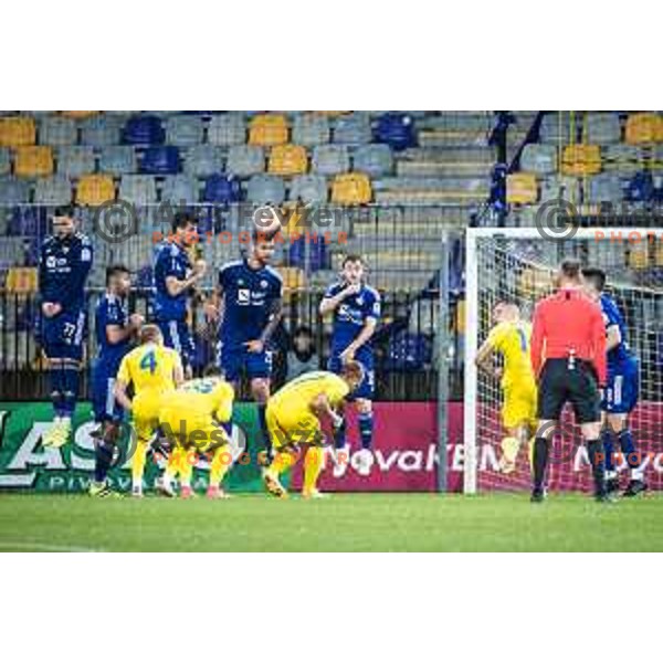 Zan Vipotnik, Nemanja Mitrovic, Luka Uskokovic in action during Prva liga Telemach football match between Maribor and Domzale in Ljudski vrt, Maribor, Slovenia on October 22, 2022. Photo: Jure Banfi