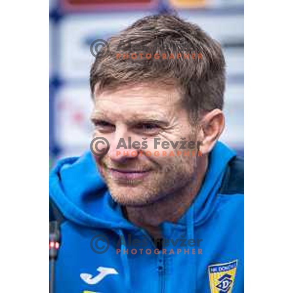 Simon Rozman, head coach of Domzale at the press conference during Prva liga Telemach football match between Maribor and Domzale in Ljudski vrt, Maribor, Slovenia on October 22, 2022. Photo: Jure Banfi