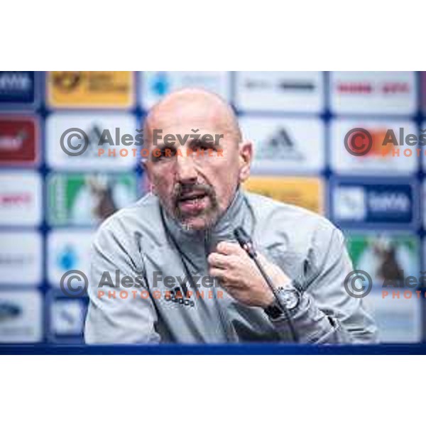 Damir Krznar, head coach of Maribor at the press conference during Prva liga Telemach football match between Maribor and Domzale in Ljudski vrt, Maribor, Slovenia on October 22, 2022. Photo: Jure Banfi