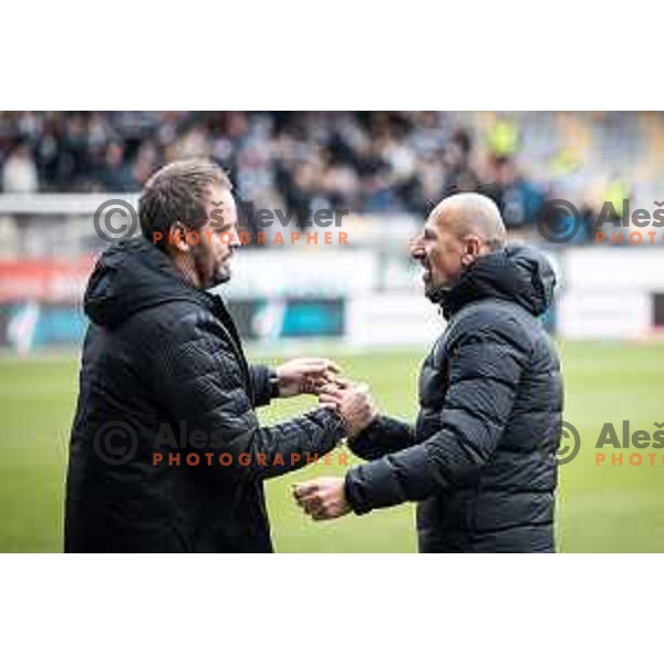 Damir Contala, head coach of Mura and Damir Krznar, head coach of Maribor during Prva liga Telemach football match between Maribor and Mura in Ljudski vrt, Maribor, Slovenia on November 6, 2022. Photo: Jure Banfi