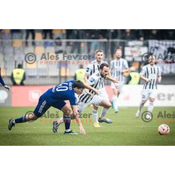 Ignacio Guerrico vs Ziga Kous in action during Prva liga Telemach football match between Maribor and Mura in Ljudski vrt, Maribor, Slovenia on November 6, 2022. Photo: Jure Banfi