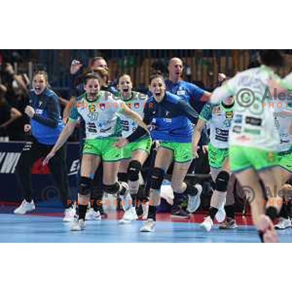 Natasa Ljepoja, Alja Varagic and players of Slovenia celebrate victory at handball match between Slovenia and Serbia at Women\'s EHF Euro 2022, Celje, Slovenia on November 8, 2022