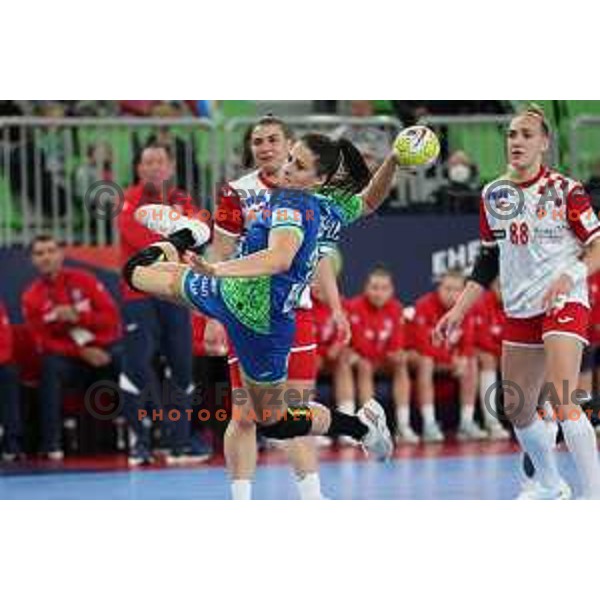 Natasa Ljepoja in action during the handball match between Slovenia and Croatia at Women\'s EHF Euro 2022 in Ljubljana, Slovenia on November 10, 2022