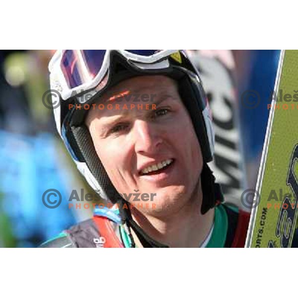 Andrej Sporn (SLO) in the finish line of 2006 Torino Winter Olympic games men\'s downhill race in Borgata, Sestriere on February 12, 2006
