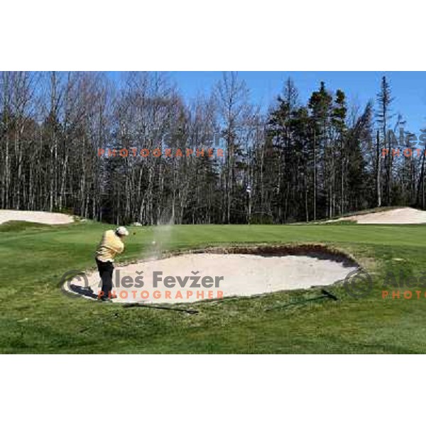 Grandview golf course (6081 yards ,par 71) Halifax, Canada, played 4th of May 2008 