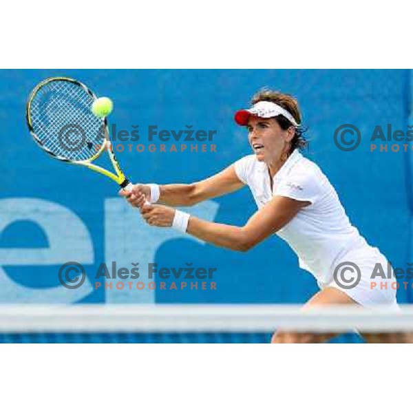 Maria Jose Martinez Sanchez (ESP) playing in second round in qualification for WTA Banka Koper Slovenia Open tennis tournament in Portoroz (Slovenia) 20.7.2008. Photo Ales Fevzer 