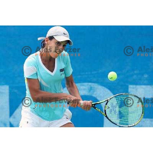 Julija Valieva (BUL) playing in second round in qualification for WTA Banka Koper Slovenia Open tennis tournament in Portoroz (Slovenia) 20.7.2008. Photo Ales Fevzer 
