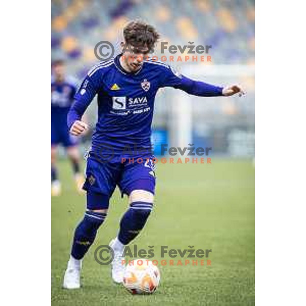 Andraz Zinic in action during Prva liga Telemach football match between Maribor and Celje in Ljudski vrt, Maribor, Slovenia on February 26, 2023. Photo: Jure Banfi