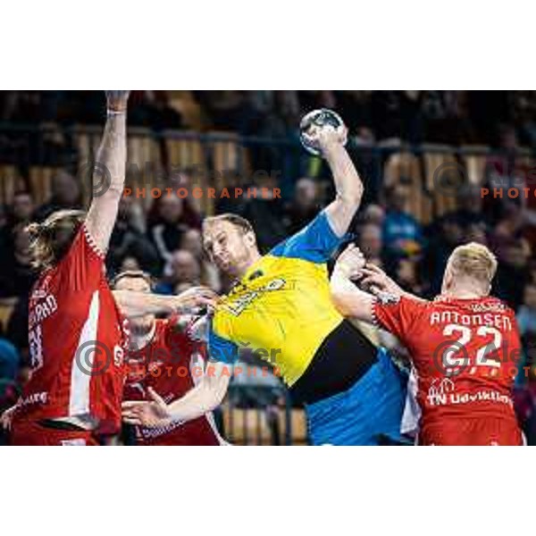 Ziga Mlakar in action during EHF Champions League handball match between Celje PL and Aalborg in Dvorana Zlatorog, Celje, Slovenia on March 1, 2023. Photo: Jure Banfi