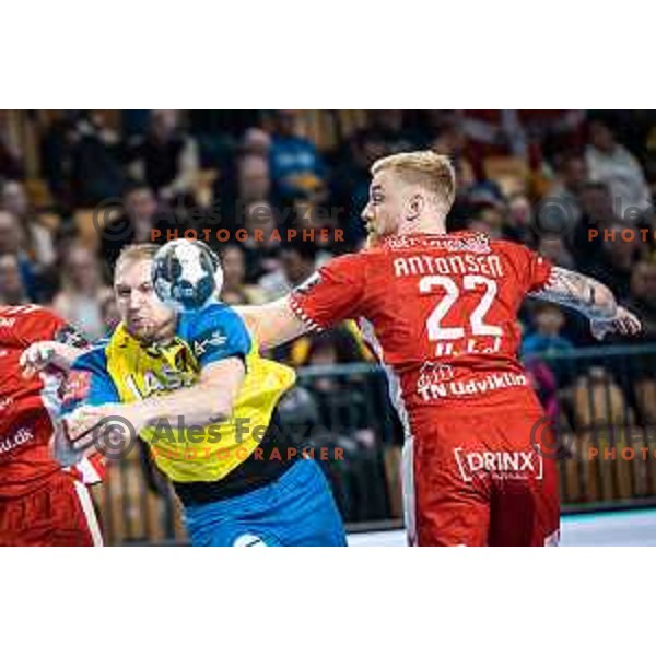 Ziga Mlakar in action during EHF Champions League handball match between Celje PL and Aalborg in Dvorana Zlatorog, Celje, Slovenia on March 1, 2023. Photo: Jure Banfi