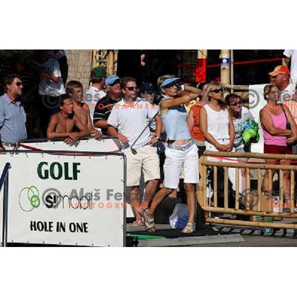 Hole in one water tournament, Alaya Bar, Portoroz, Slovenia 19.7.2008. Photo by Ales Fevzer 