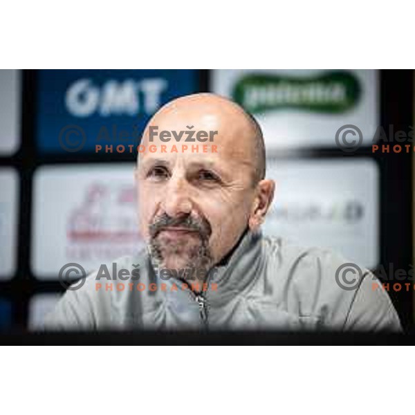 Damir Krznar, head coach of Maribor at the press conference during Prva liga Telemach football match between Mura and Maribor in Fazanerija, Murska Sobota, Slovenia on March 5, 2023. Photo: Jure Banfi