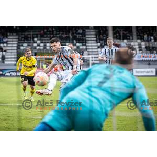Mirlind Daku penalty shot during Prva liga Telemach football match between Mura and Radomlje in Fazanerija, Murska Sobota, Slovenia on April 15, 2023. Photo: Jure Banfi