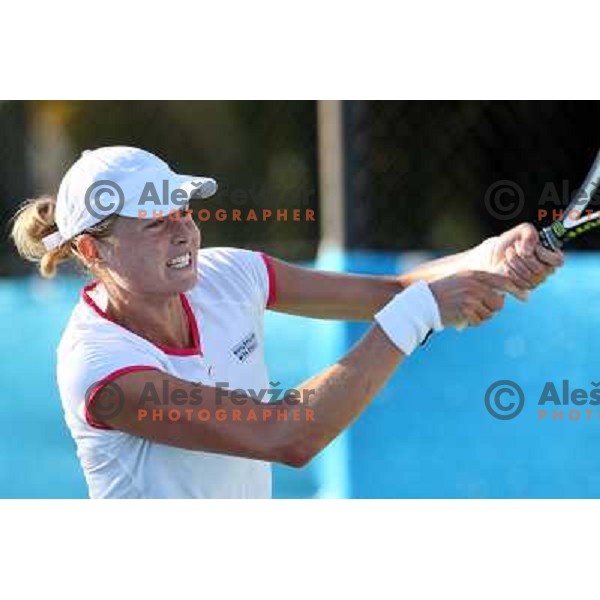 Elena Bovina (RUS) at Banka Koper Slovenia Open WTA tennis tournament, Portoroz, 24.7.2008. Photo by Ales Fevzer 