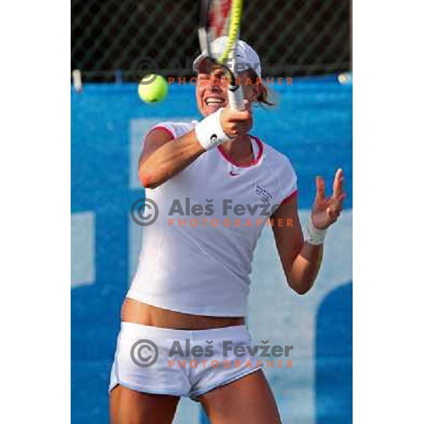 Elena Bovina (RUS) at Banka Koper Slovenia Open WTA tennis tournament, Portoroz, 25.7.2008. Photo by Ales Fevzer 