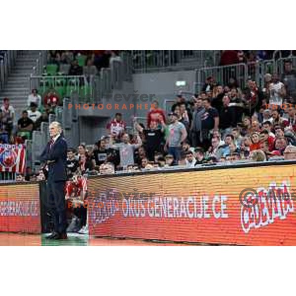 Head coach Dusko Ivanovic and fans of Crvena Zvezda mts during ABA League 2022-2023 match between Cedevita Olimpija and Crvena Zvezda mts (SRB) in Ljubljana, Slovenia on April 24, 2023. Foto: Filip Barbalic