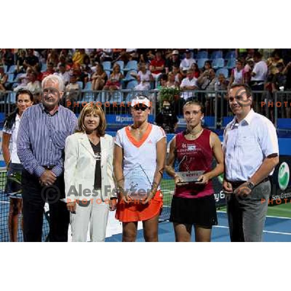 Runner-up Anabel Medina Garrigues (ESP) and Sara Errani (ITA),winner of Banka Koper Slovenia Open WTA tennis tournament, Portoroz, 27.7.2008. Errani won 6:3, 6:3 in 98 minutes. Photo by Ales Fevzer 