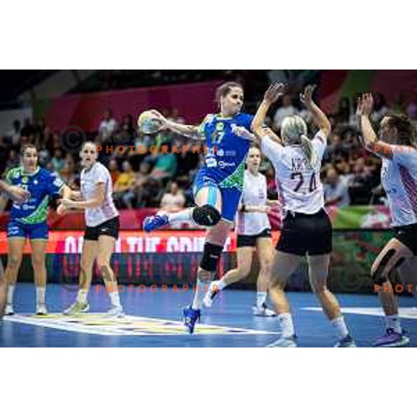 Natasa Ljepoja in action during Women’s Euro 2024 qualifications handball match between Slovenia and Latvia in Dvorana Golovec, Celje, Slovenia on October 11, 2023. Photo: Jure Banfi