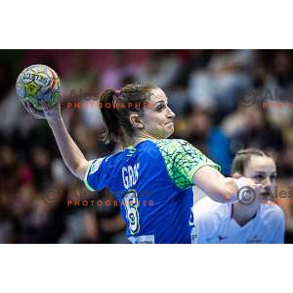 Ana Gros in action during Women’s Euro 2024 qualifications handball match between Slovenia and Latvia in Dvorana Golovec, Celje, Slovenia on October 11, 2023. Photo: Jure Banfi