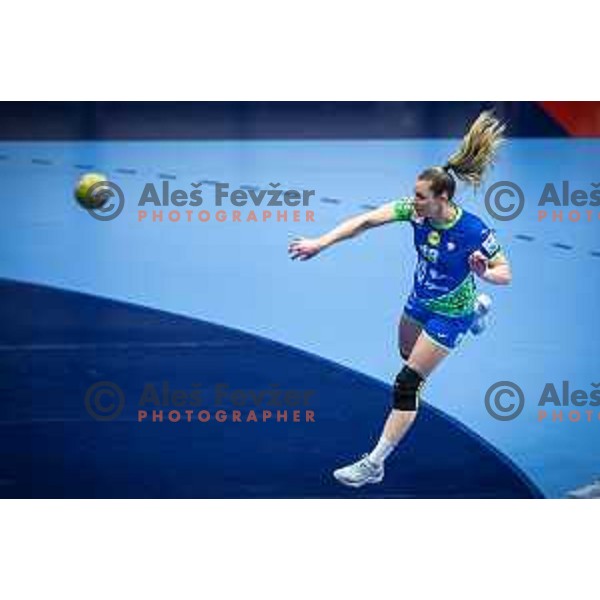 Nina Zulic in action during Women’s Euro 2024 qualifications handball match between Slovenia and Latvia in Dvorana Golovec, Celje, Slovenia on October 11, 2023. Photo: Jure Banfi