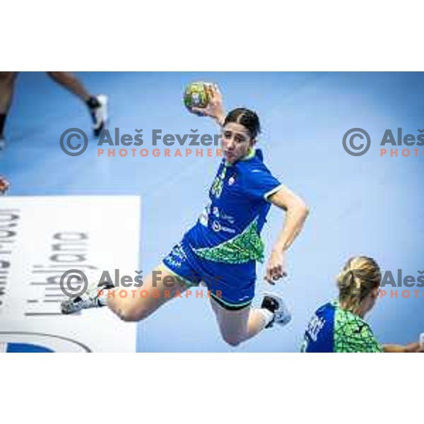 Ema Hrvatin in action during Women’s Euro 2024 qualifications handball match between Slovenia and Latvia in Dvorana Golovec, Celje, Slovenia on October 11, 2023. Photo: Jure Banfi