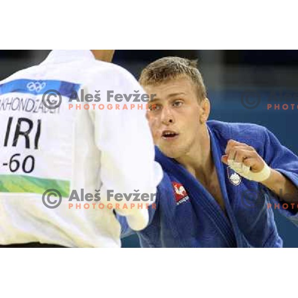 Rok Draksic (SLO, blue) in first round fight in judo tournament in category under 60 kg at Olympic Games, Beijing, China 9.8.2008. 