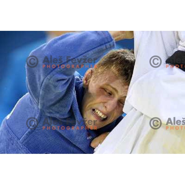 Rok Draksic (SLO, blue) in first round fight in judo tournament in category under 60 kg at Olympic Games, Beijing, China 9.8.2008. 