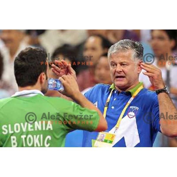 Coach Rak talks to Bojan Tokic (SLO) who lost 1:4 in third round of table tennis tournament against Ma Lin (CHN), Olympic games, Beijing, China 21..8.2008 