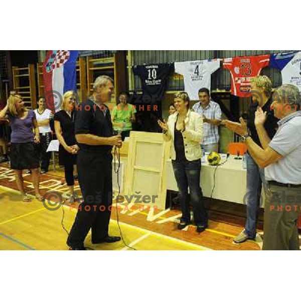 farewell to Olena Yacenko and Natasa Derepasko at handball match Krim Mercator - Podravka ,7th memorial Vinko Kandija , 23.08.2008, Ljubljana 