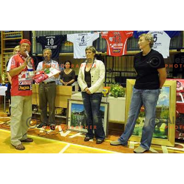 farewell to Olena Yacenko and Natasa Derepasko at handball match Krim Mercator - Podravka ,7th memorial Vinko Kandija , 23.08.2008, Ljubljana 