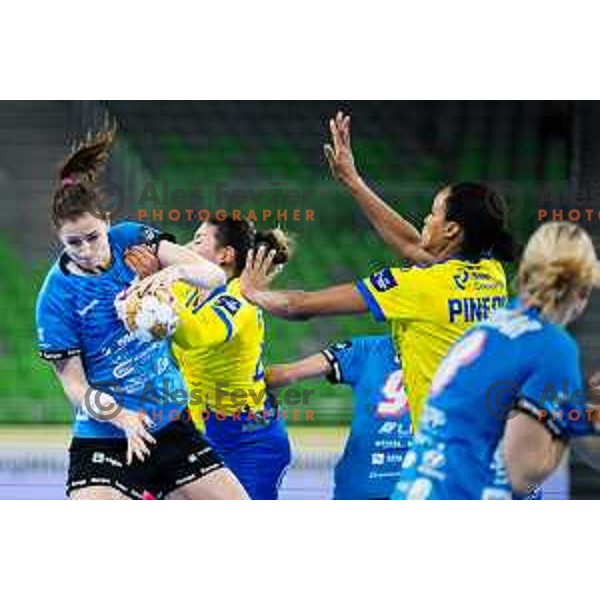 Gros Ana of Krim Mercator in action during EHF Women’s Champion League 2024/25 match between Krim Mercator and Metz Handball in Arena Stozice, Slovenia, 10th November 2024. Photo: Grega Valancic / alesfevzer.com