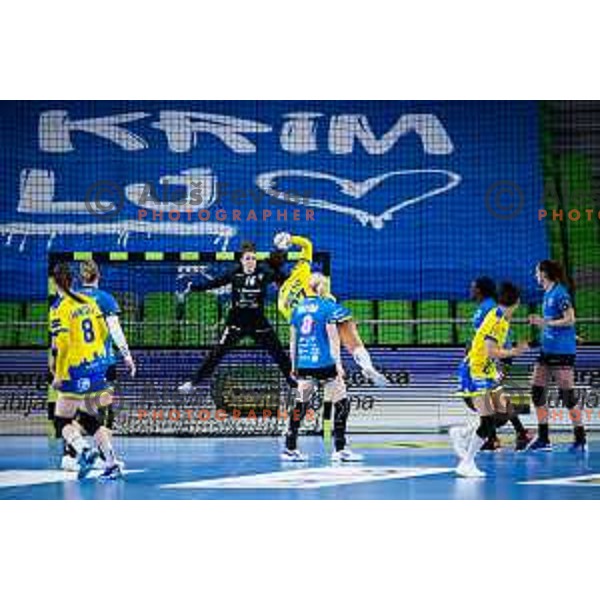 Vojnovic Maja of Krim Mercator in action during EHF Women’s Champion League 2024/25 match between Krim Mercator and Metz Handball in Arena Stozice, Slovenia, 10th November 2024. Photo: Grega Valancic / alesfevzer.com