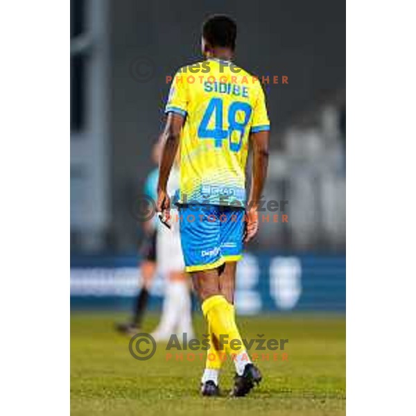 Ahmed Sidibe in action during Prva liga Telemach 2024/2025 football match between Koper and Olimpija at Bonifika Stadium in Koper on February 8, 2025