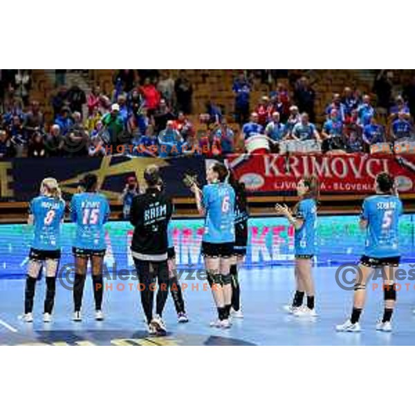 Players of Krim Mercator greet the fans after EHF Women\'s Champions League match between Krim Mercator Ljubljana and HB Ludwigsburg in Ljubljana, Slovenia on March 30, 2025. Photo: Filip Barbalic