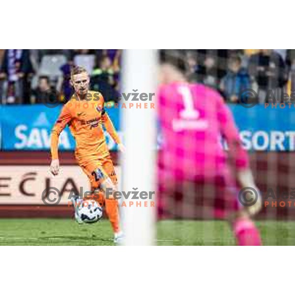 Zan Karnicnik in action during Slovenian Cup 2024/25 quarter-finals football match between Maribor and Celje in Ljudski vrt, Maribor, Slovenia on April 2, 2025. Photo: Jure Banfi