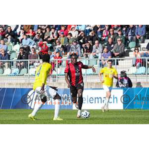 Ishaq Rafiu in action during Prva liga Telemach 2024/2025 football match between Primorje and Bravo Big Bang in Ajdovscina, Slovenia on April 10, 2025