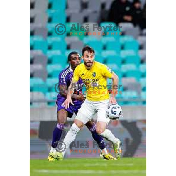 Nemanja Jaksic in action during Prva liga Telemach 2024/2025 football match between Bravo Bing Bang and Maribor in Ljubljana, Slovenia on April 13, 2025